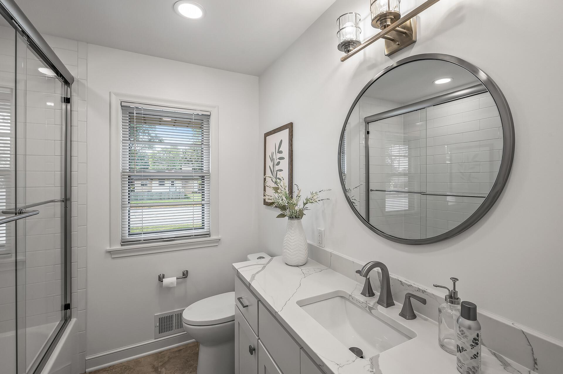 2754 Hamline Avenue N