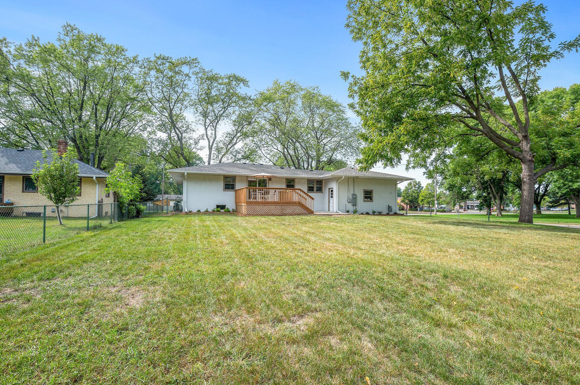 2754 Hamline Avenue N