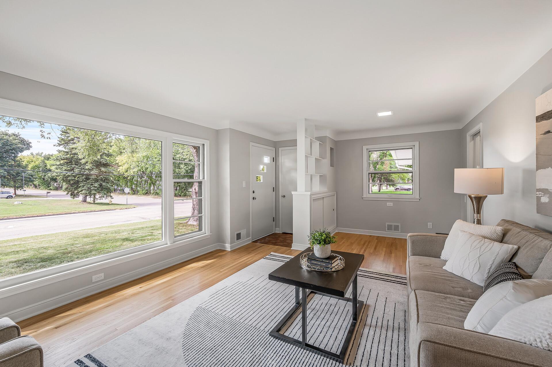 2754 Hamline Avenue N