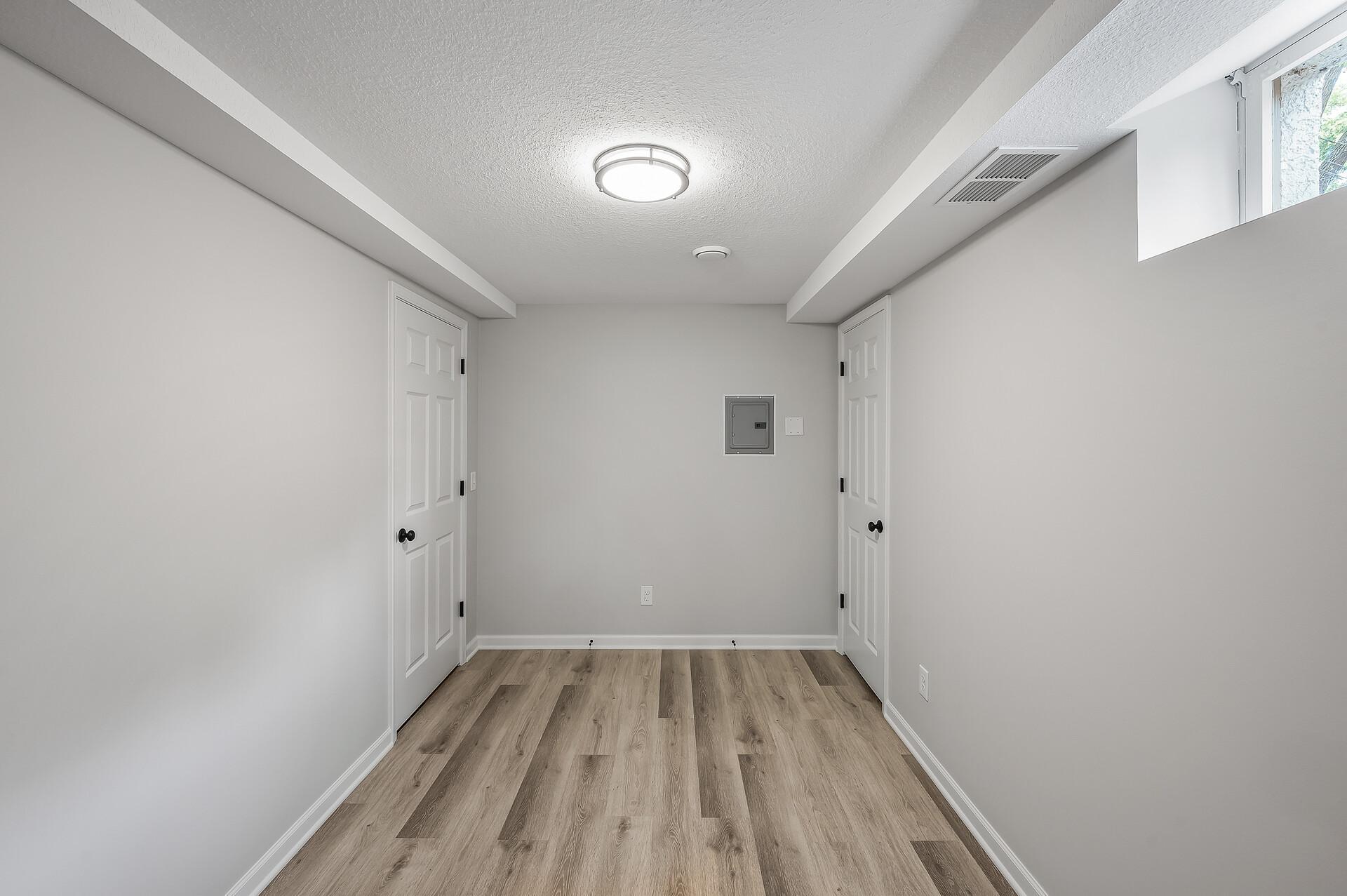 2754 Hamline Avenue N