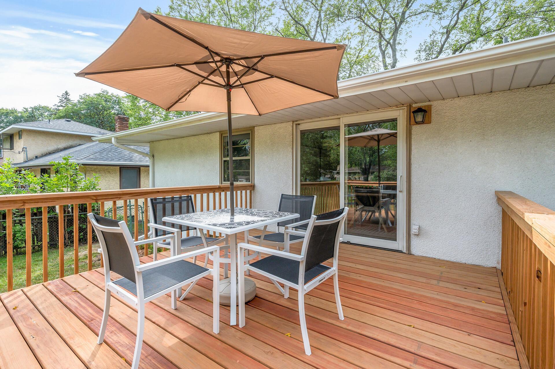 2754 Hamline Avenue N