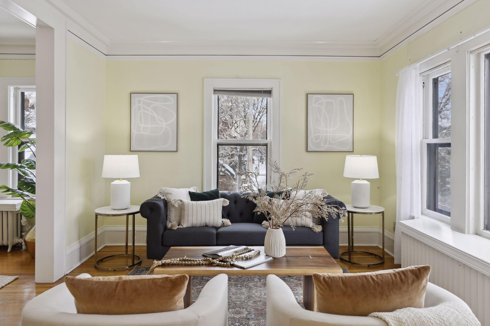 149 Grotto Street S Unit: 3