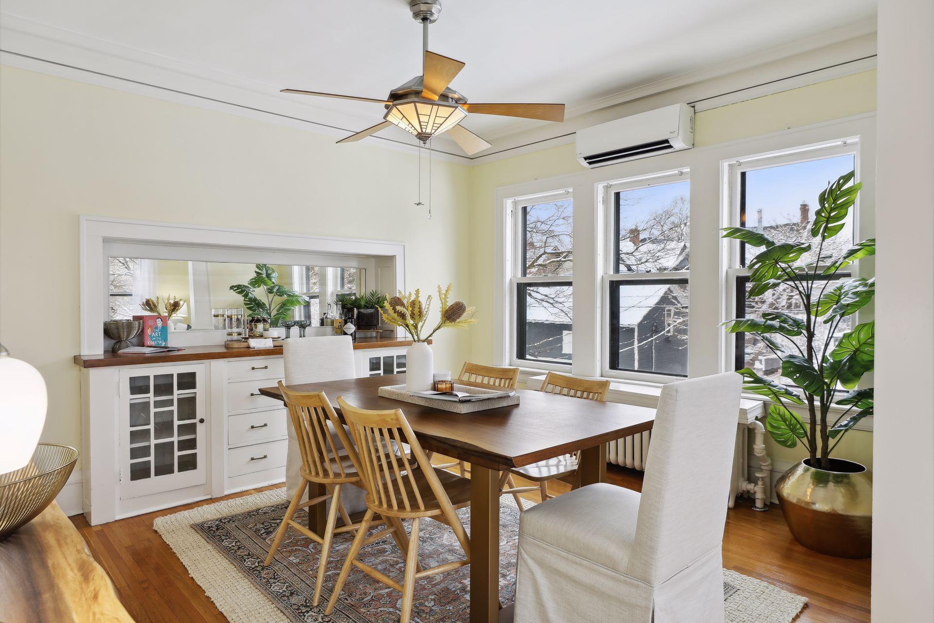 149 Grotto Street S Unit: 3