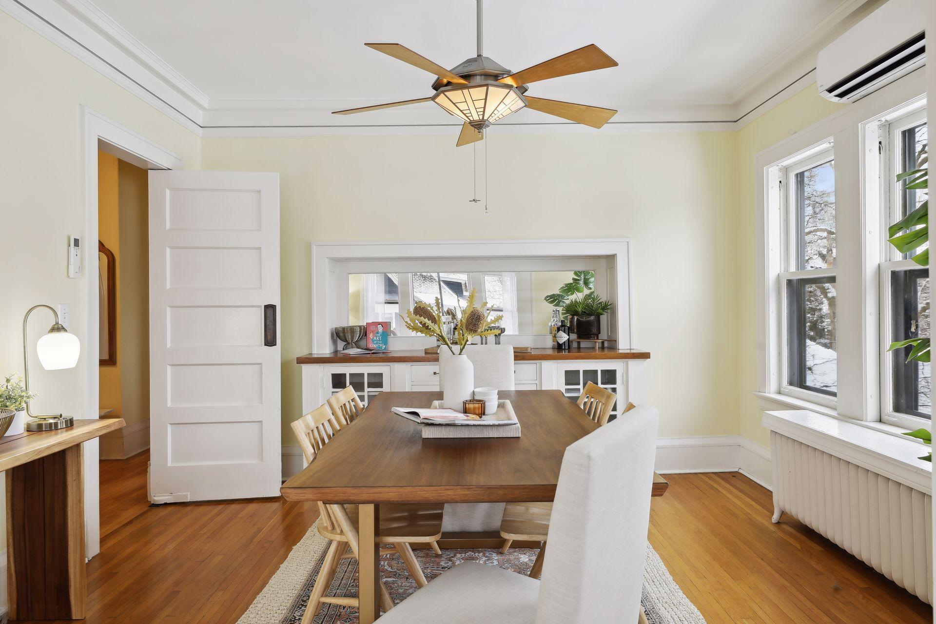 149 Grotto Street S Unit: 3