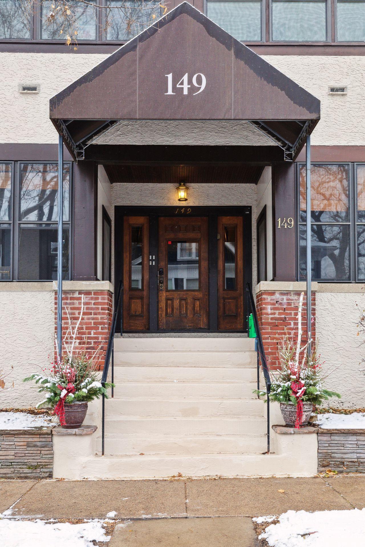 149 Grotto Street S Unit: 3