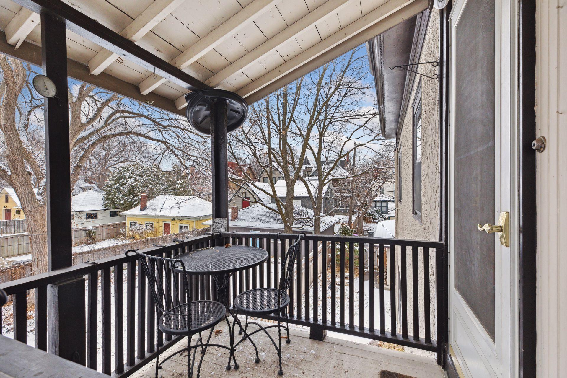 149 Grotto Street S Unit: 3