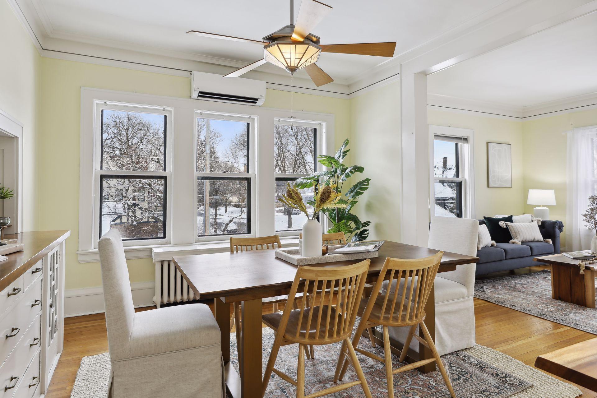 149 Grotto Street S Unit: 3