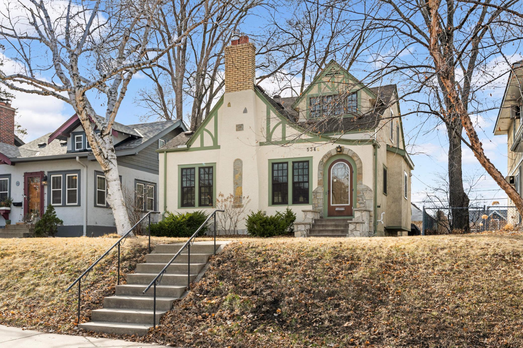 5344 Emerson Avenue S