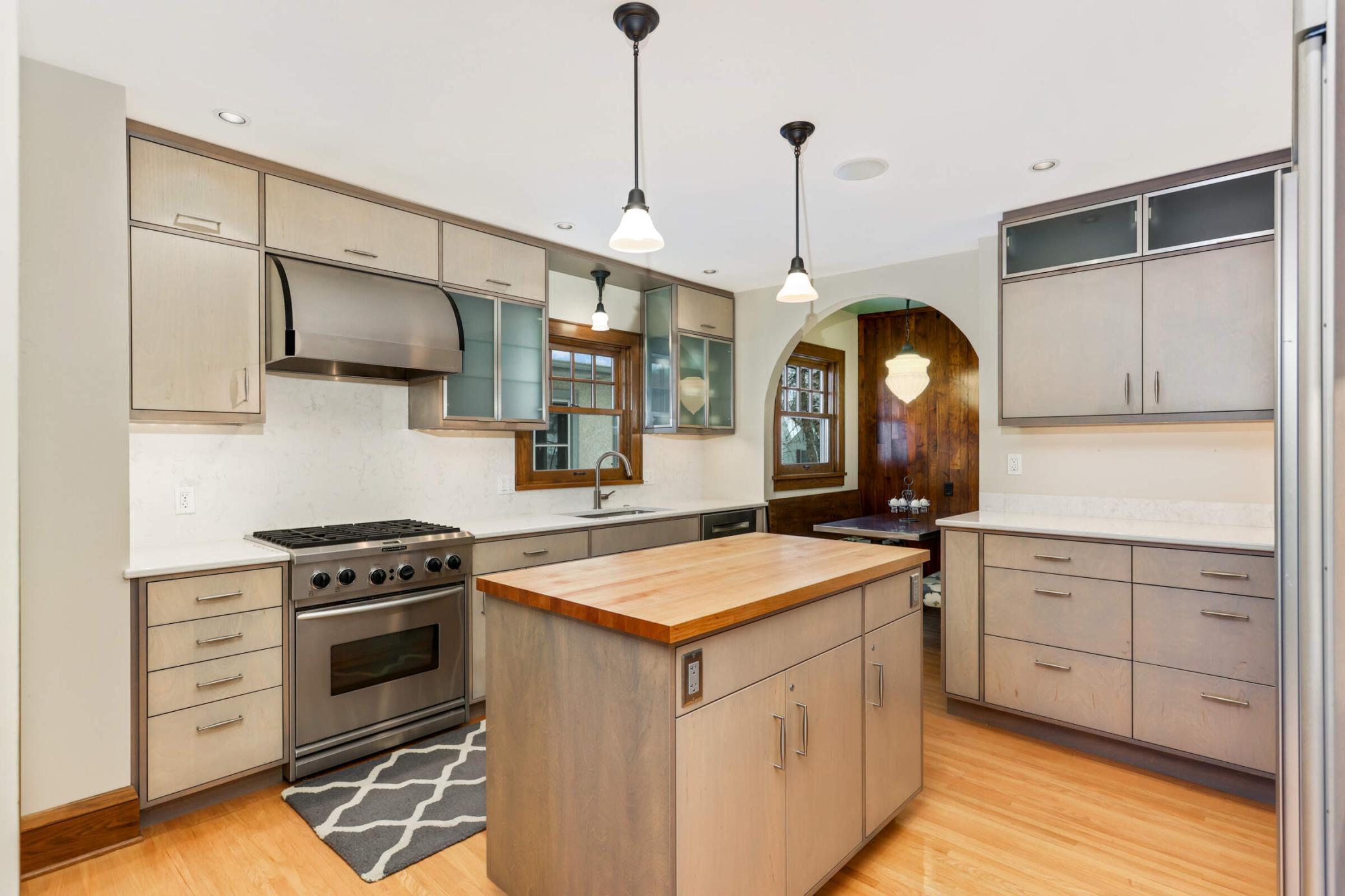 5344 Emerson Avenue S