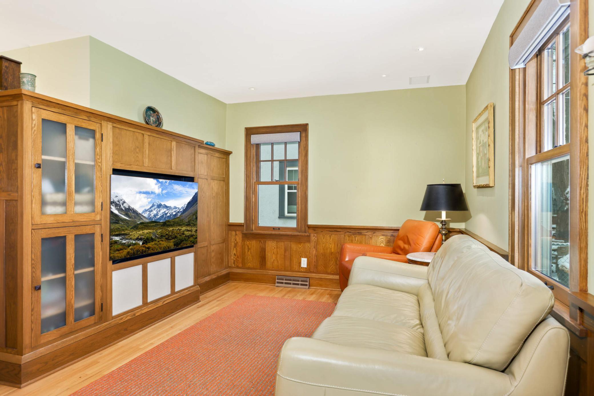 5344 Emerson Avenue S