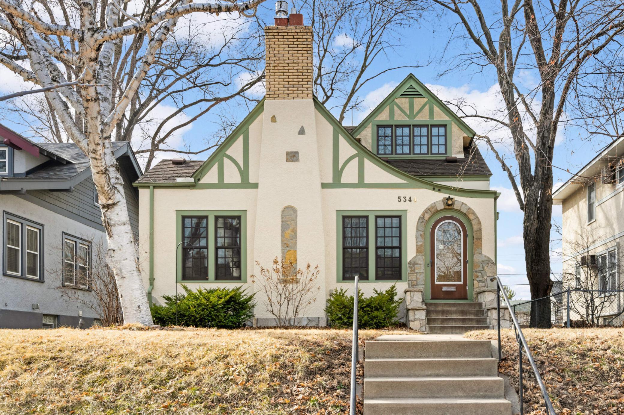 5344 Emerson Avenue S