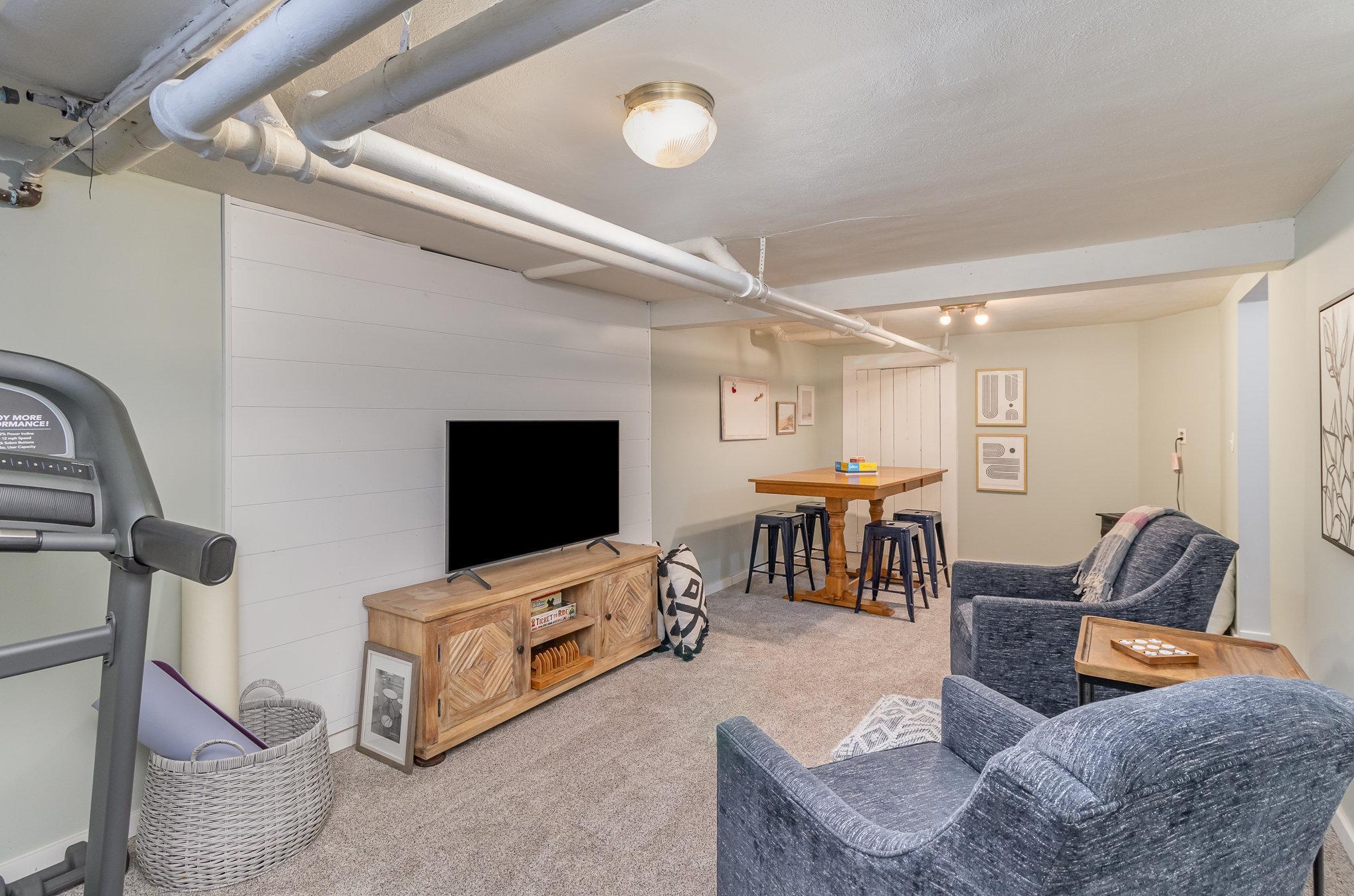 4700 Blaisdell Avenue