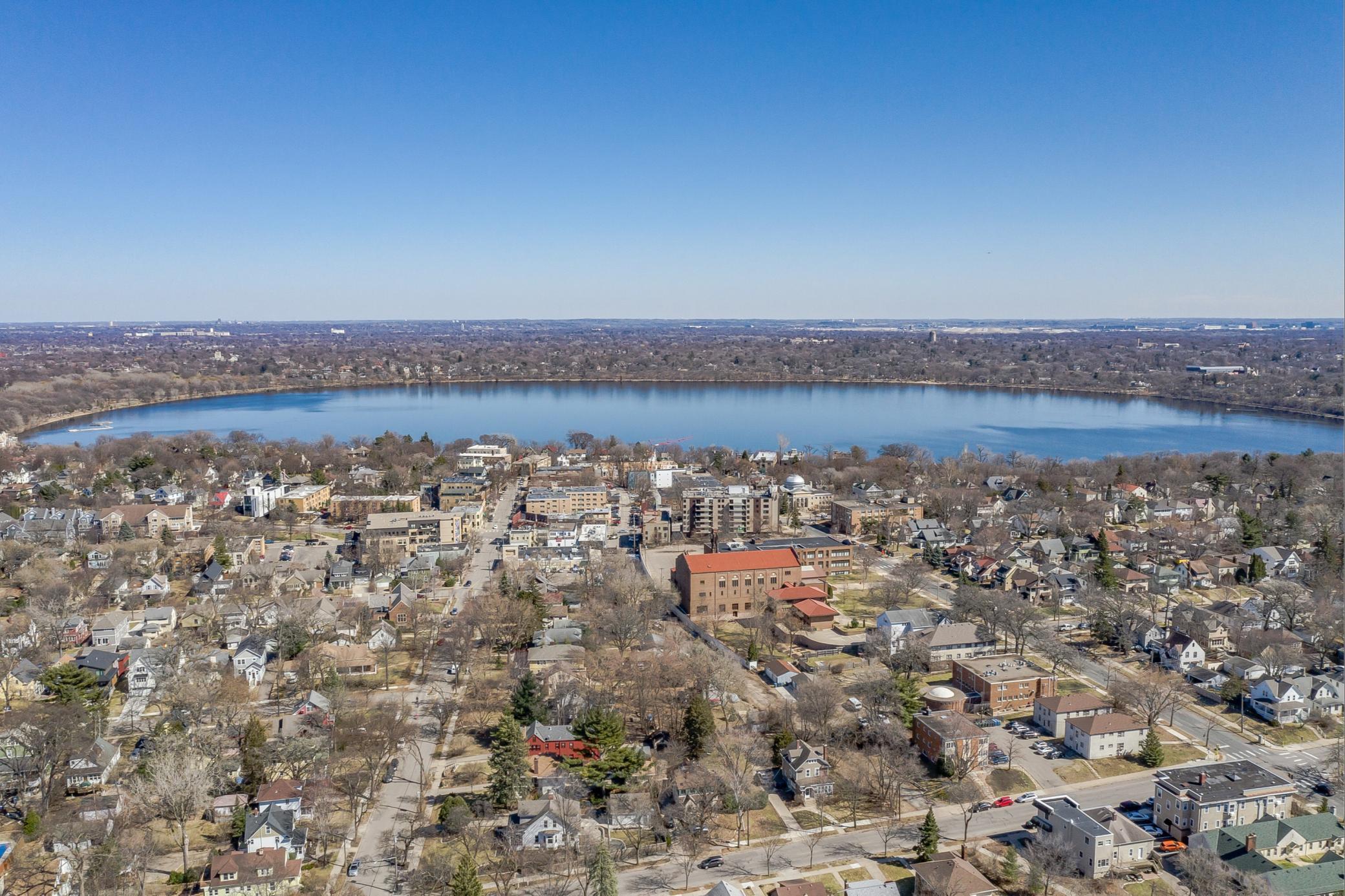 4425 Zenith Avenue S