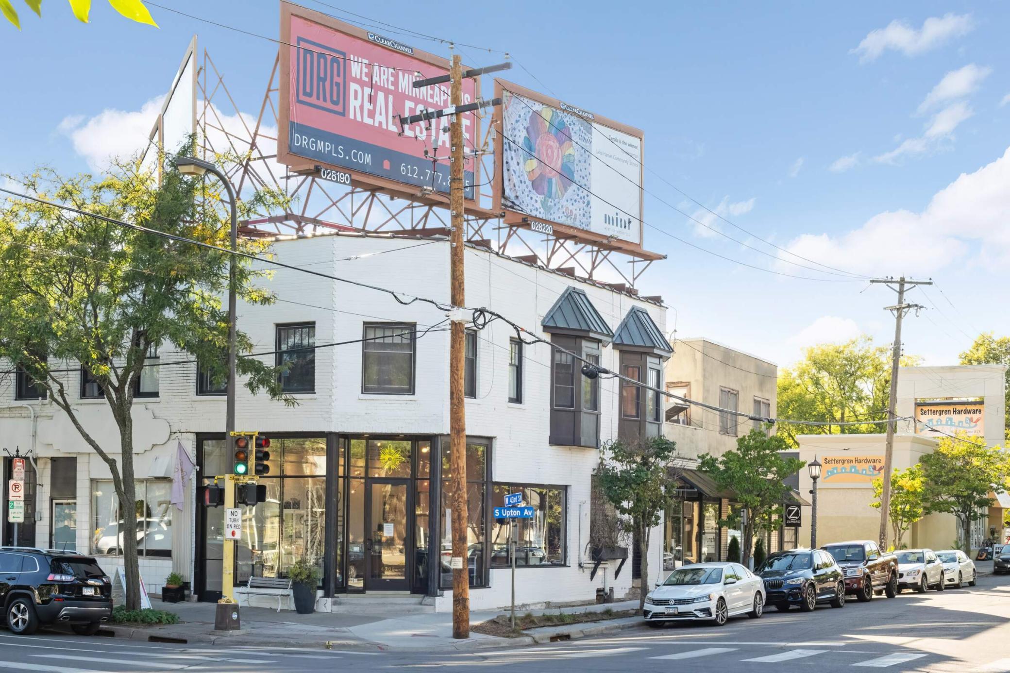 4425 Zenith Avenue S