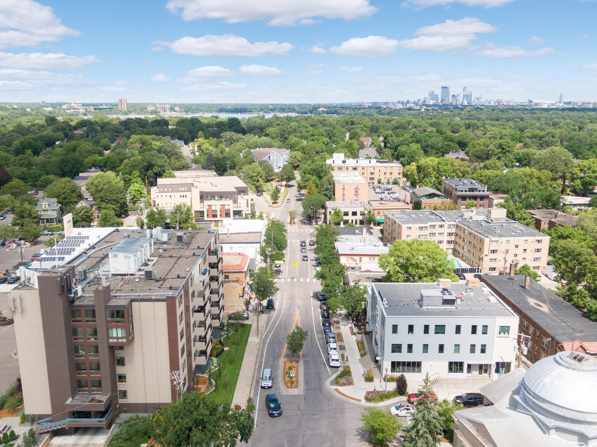 4425 Zenith Avenue S