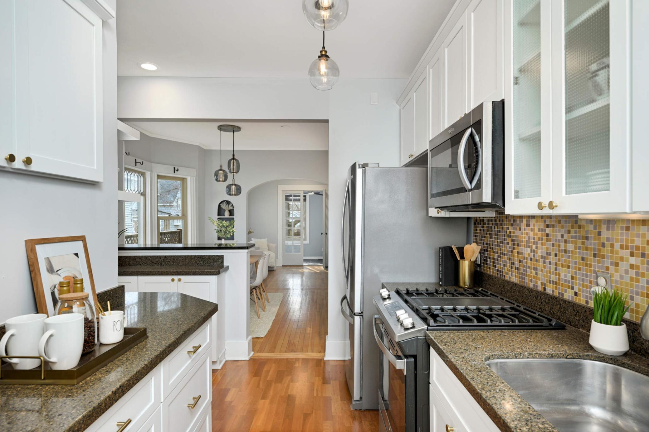 4421 Zenith Avenue S