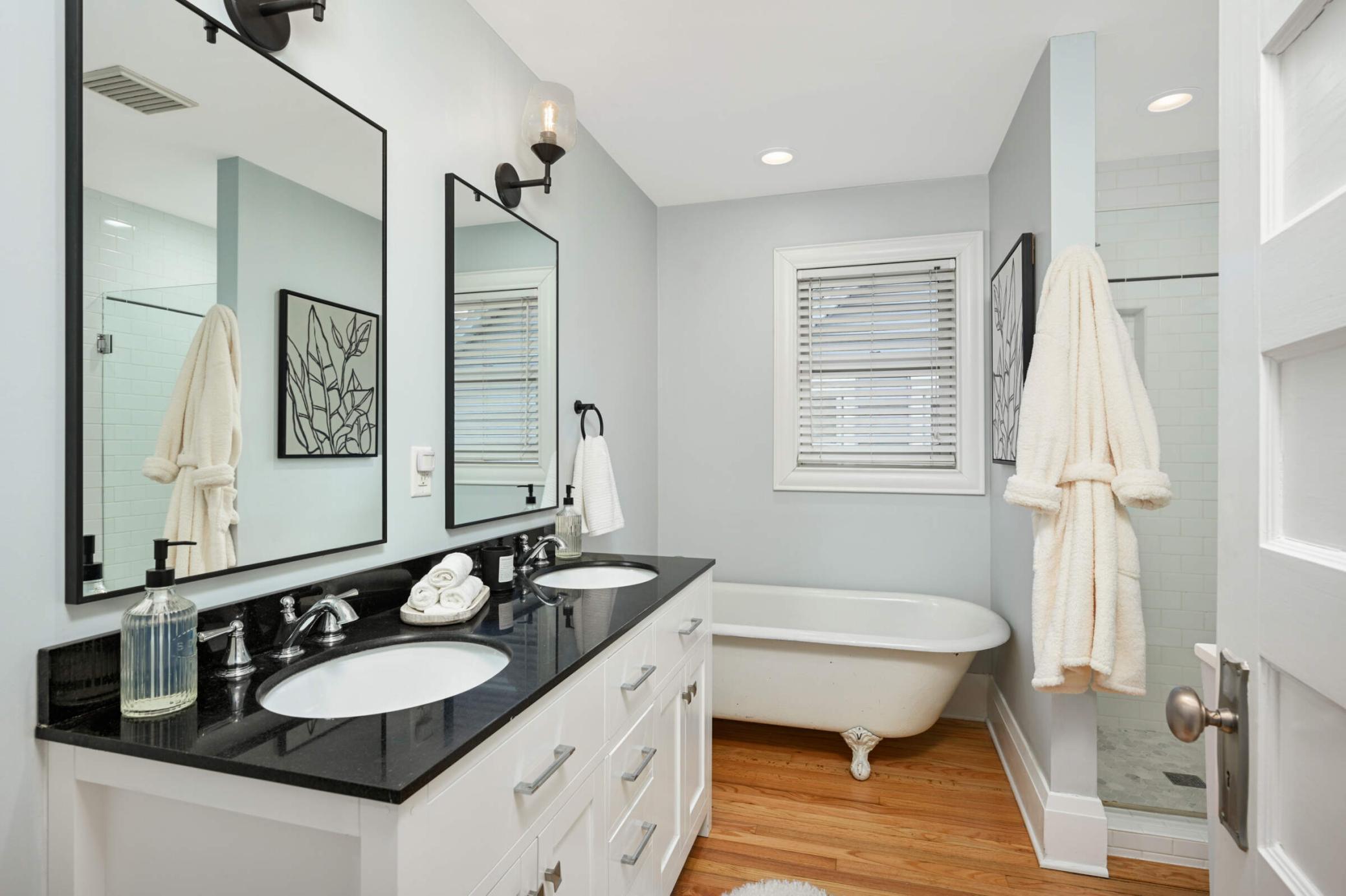 4421 Zenith Avenue S