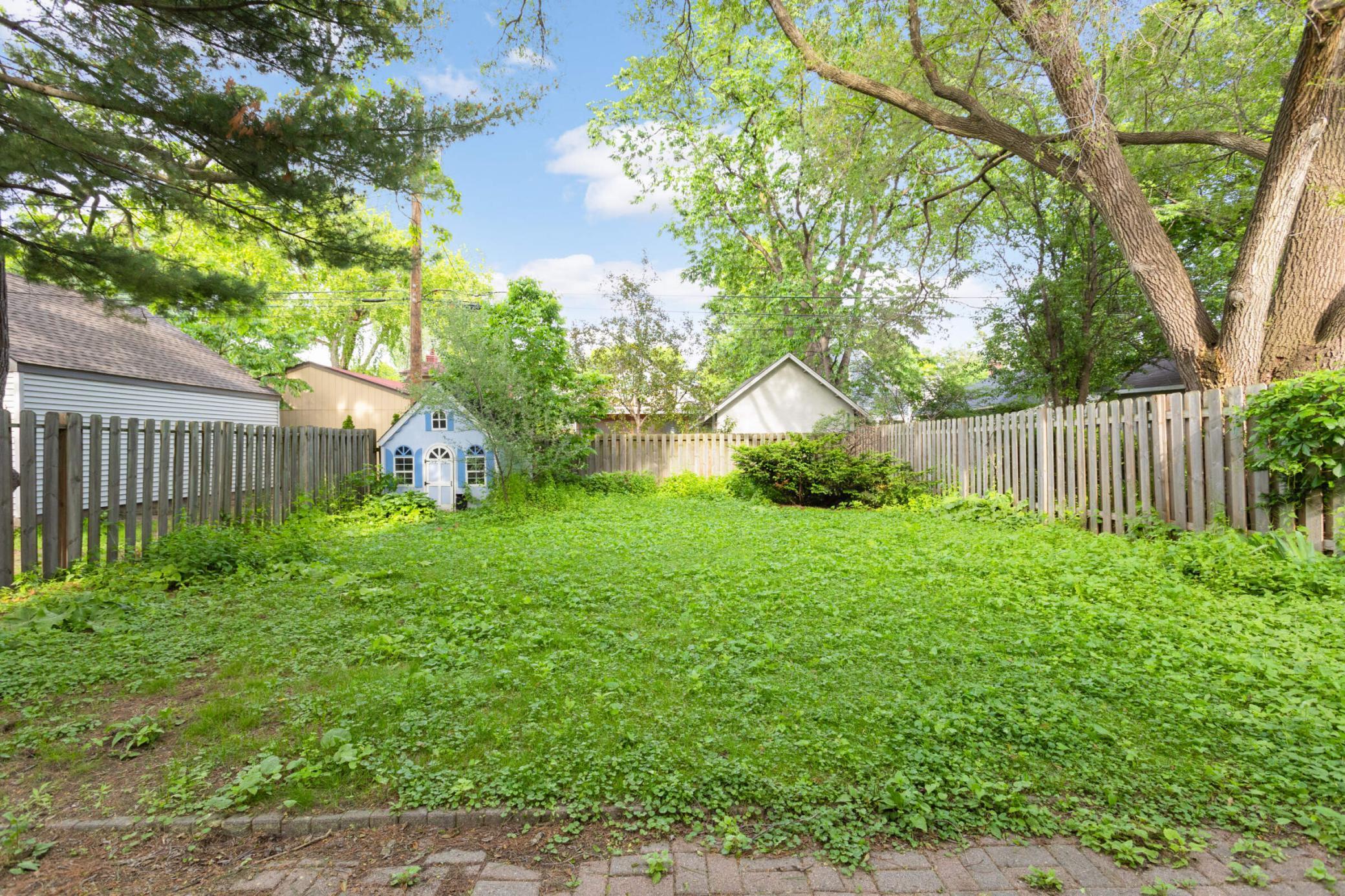 4421 Zenith Avenue S