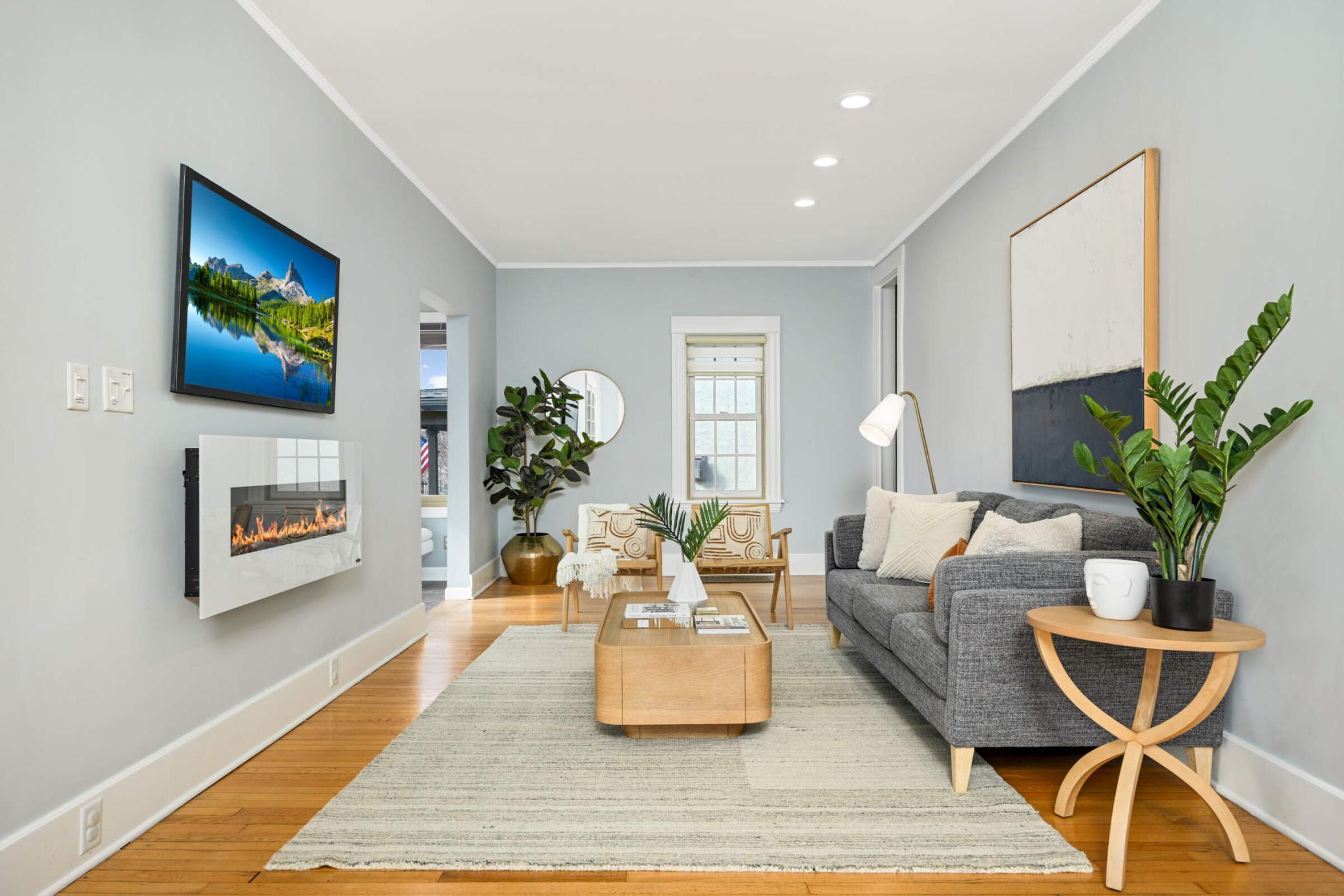 4421 Zenith Avenue S