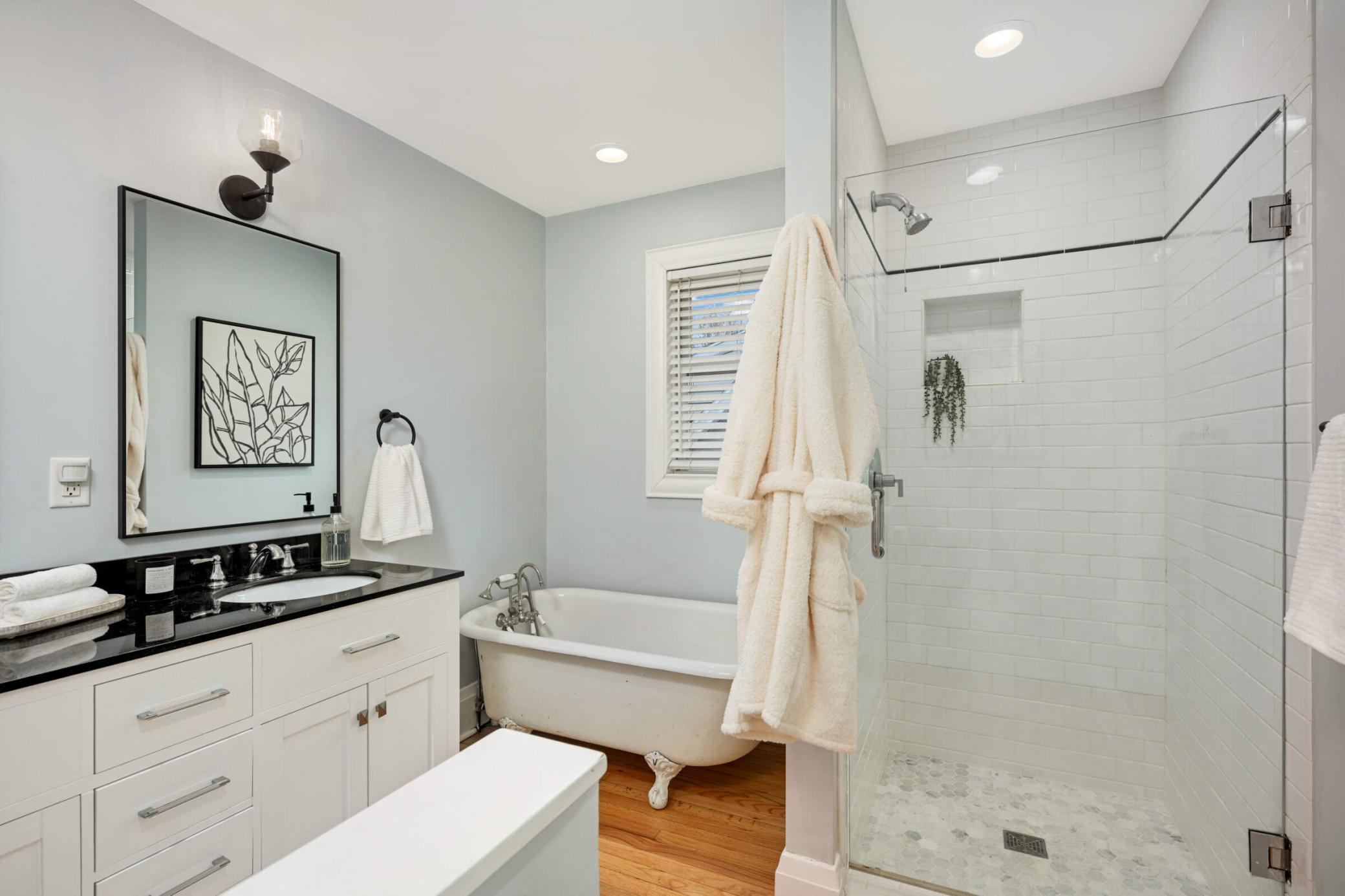 4421 Zenith Avenue S