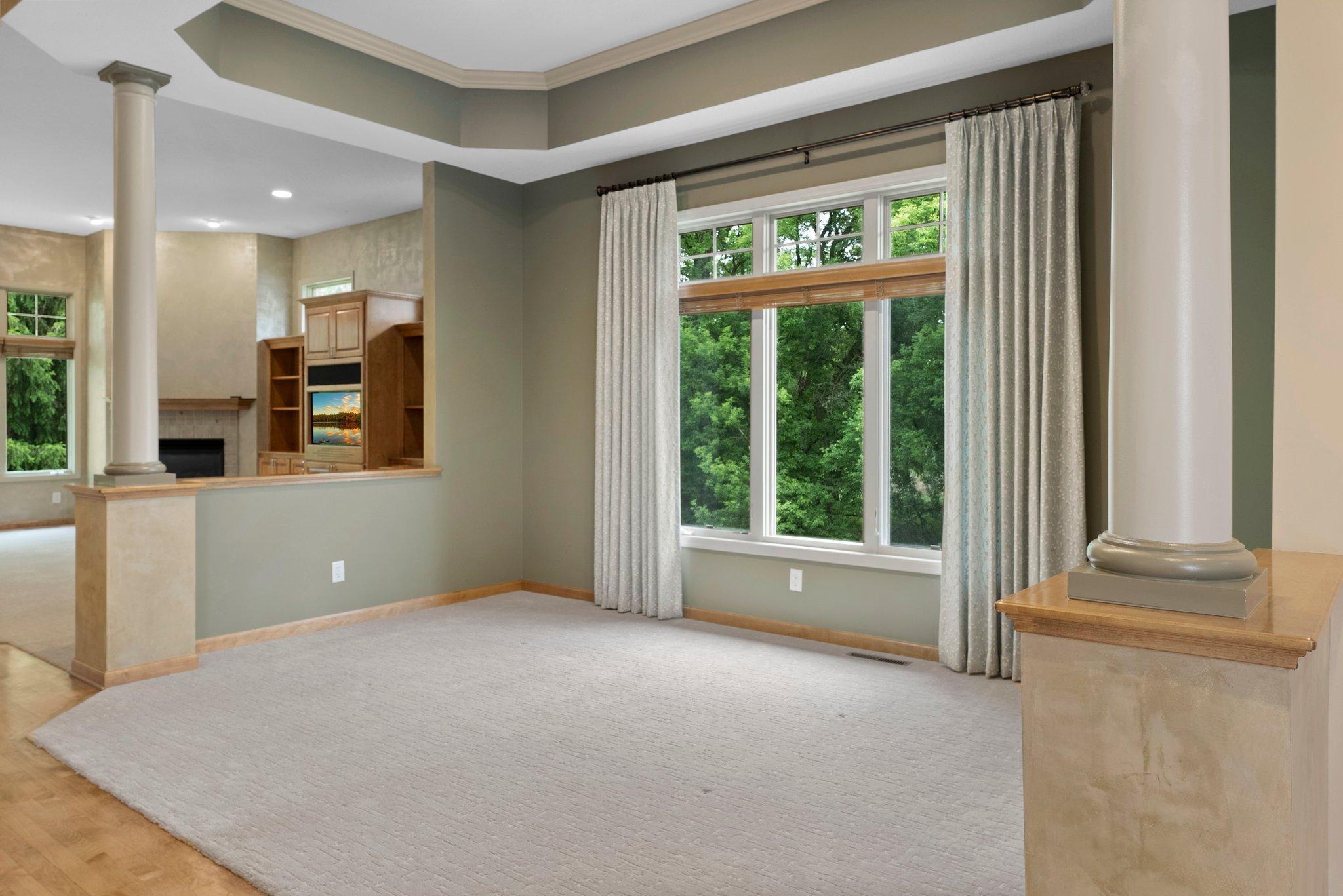 987 Nine Mile Cove E