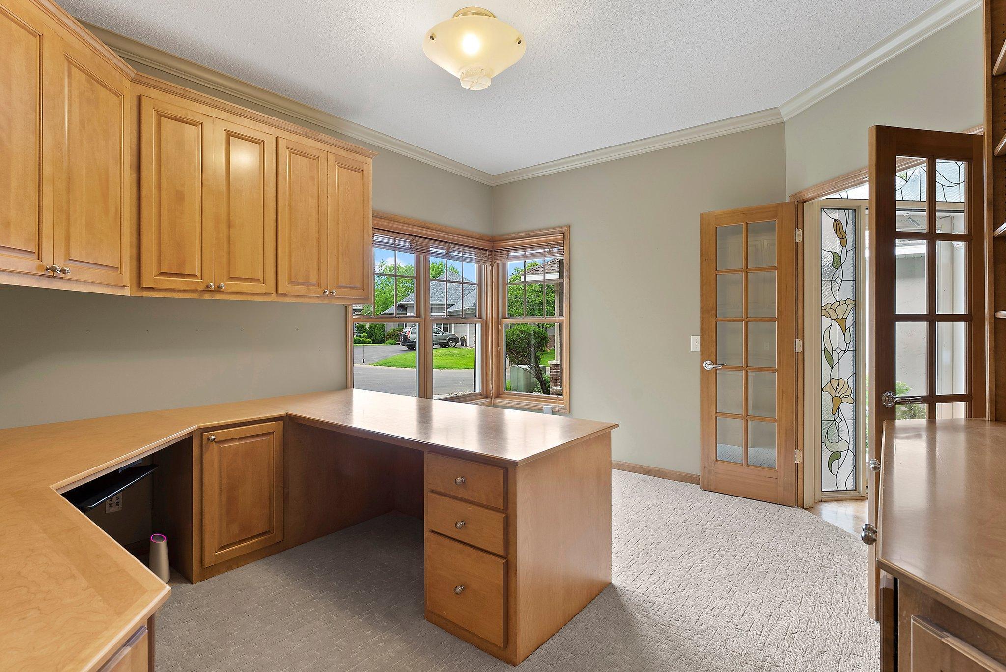 987 Nine Mile Cove E