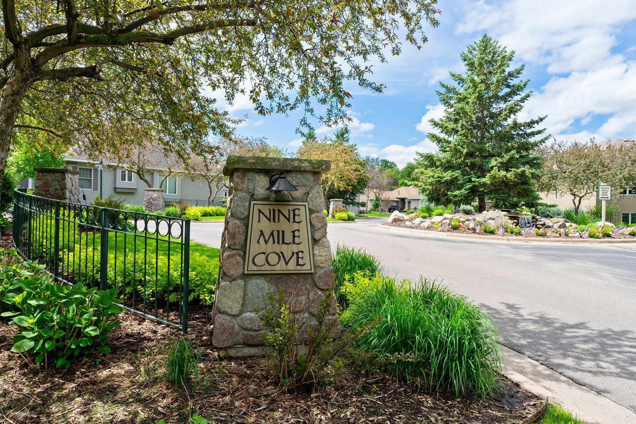 987 Nine Mile Cove E