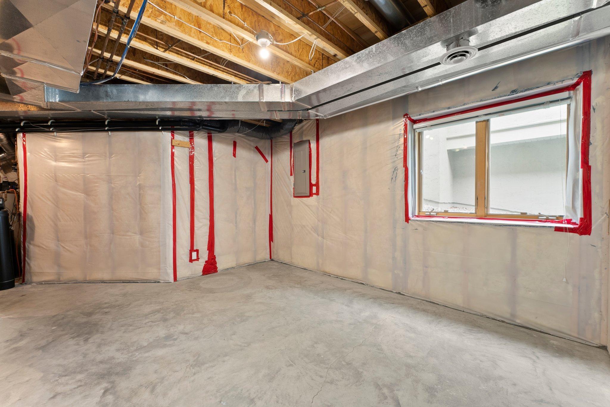 987 Nine Mile Cove E