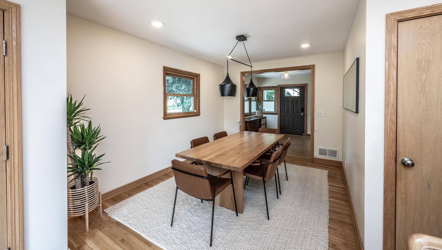 4026 Xerxes Avenue S