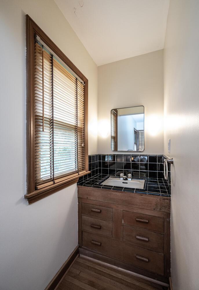 4026 Xerxes Avenue S