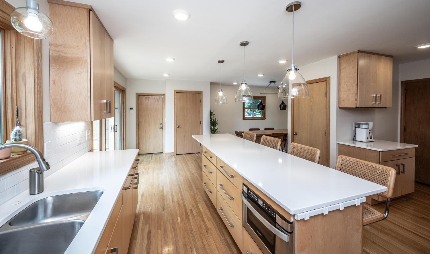 4026 Xerxes Avenue S