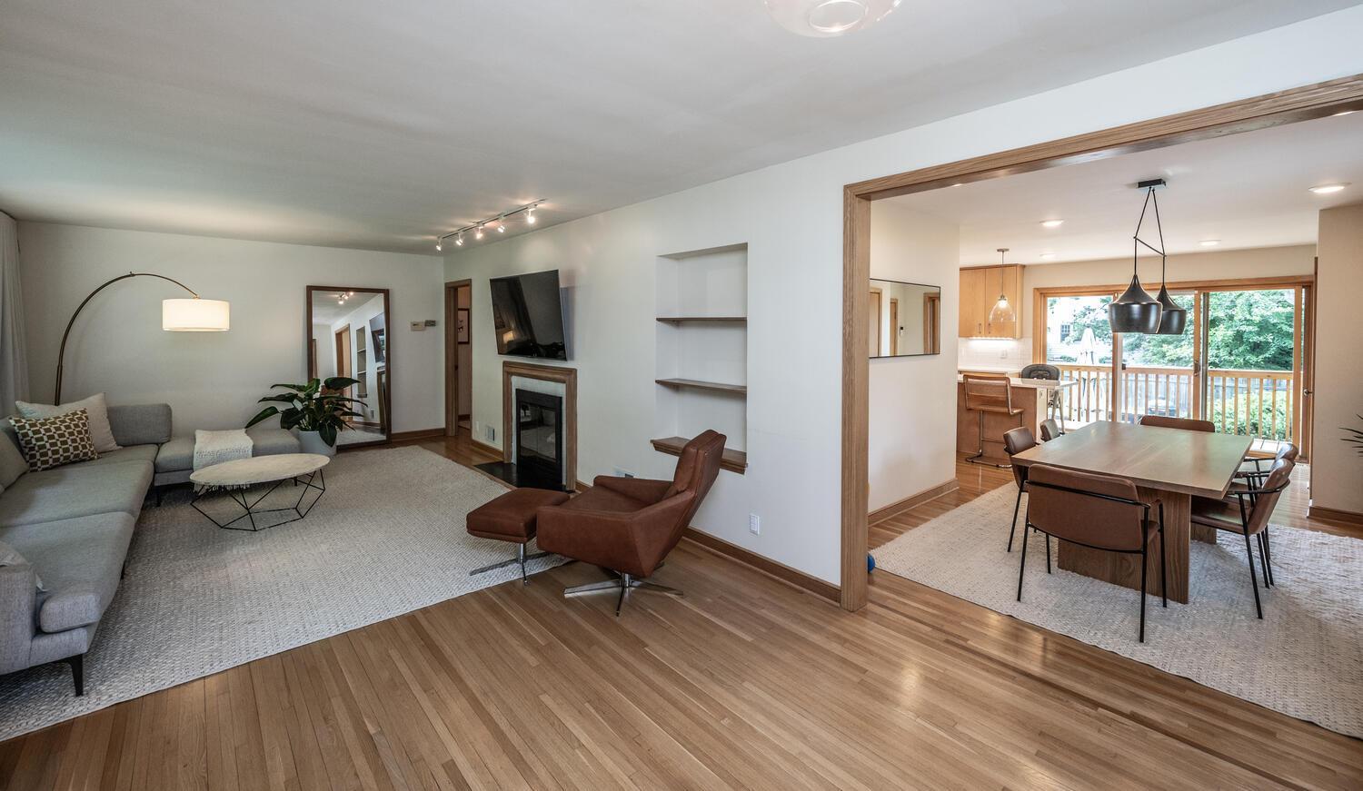 4026 Xerxes Avenue S