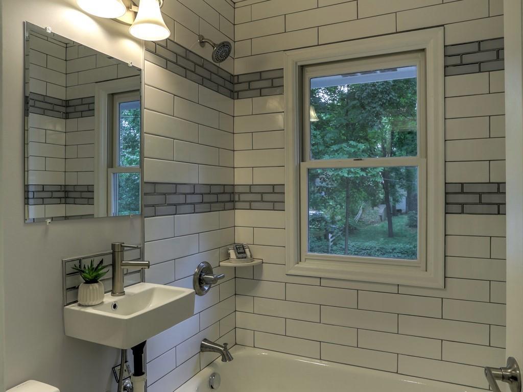 312 Harrison Avenue S