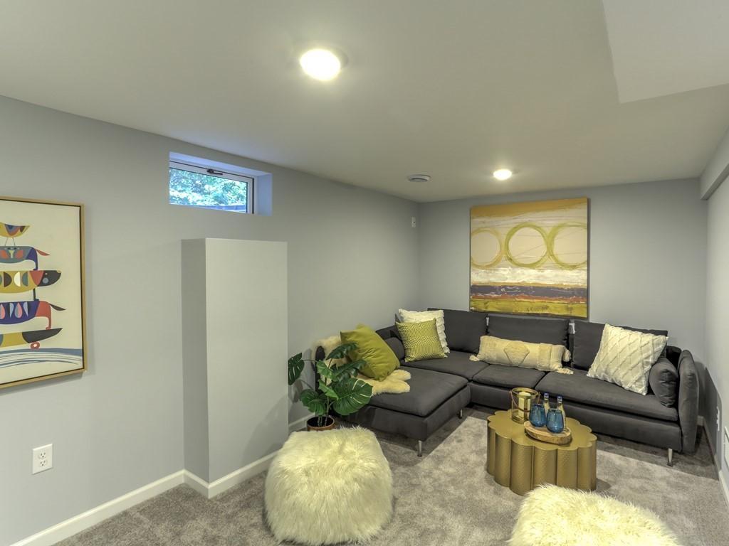 312 Harrison Avenue S