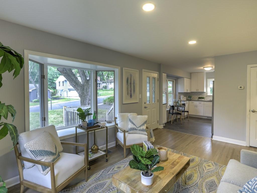 312 Harrison Avenue S