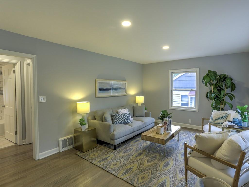 312 Harrison Avenue S