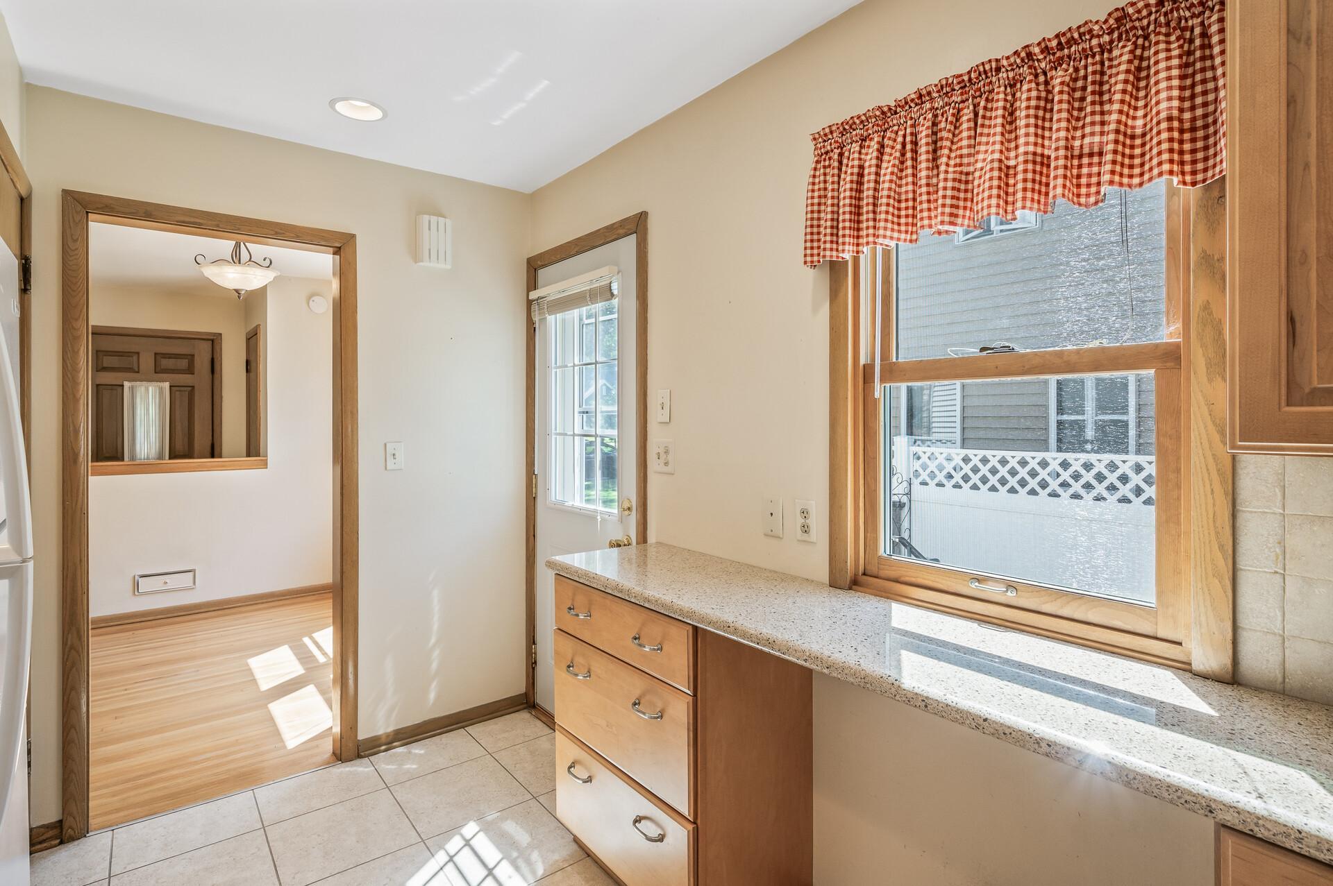 6632 Washburn Avenue S