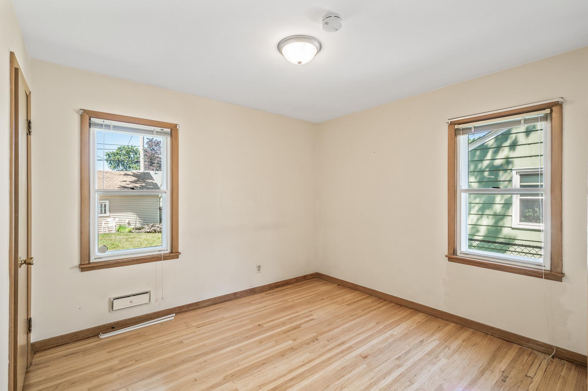 6632 Washburn Avenue S