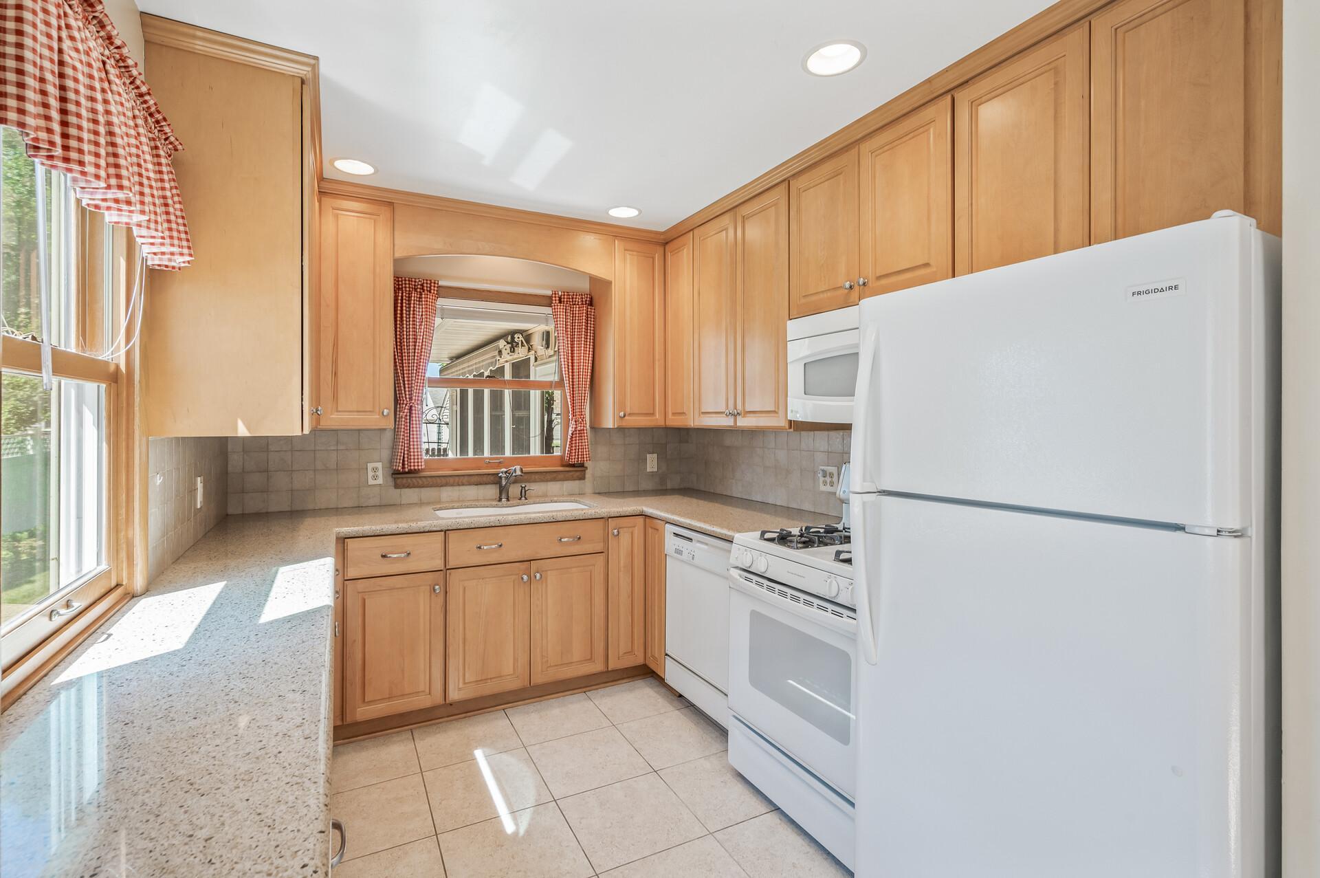 6632 Washburn Avenue S