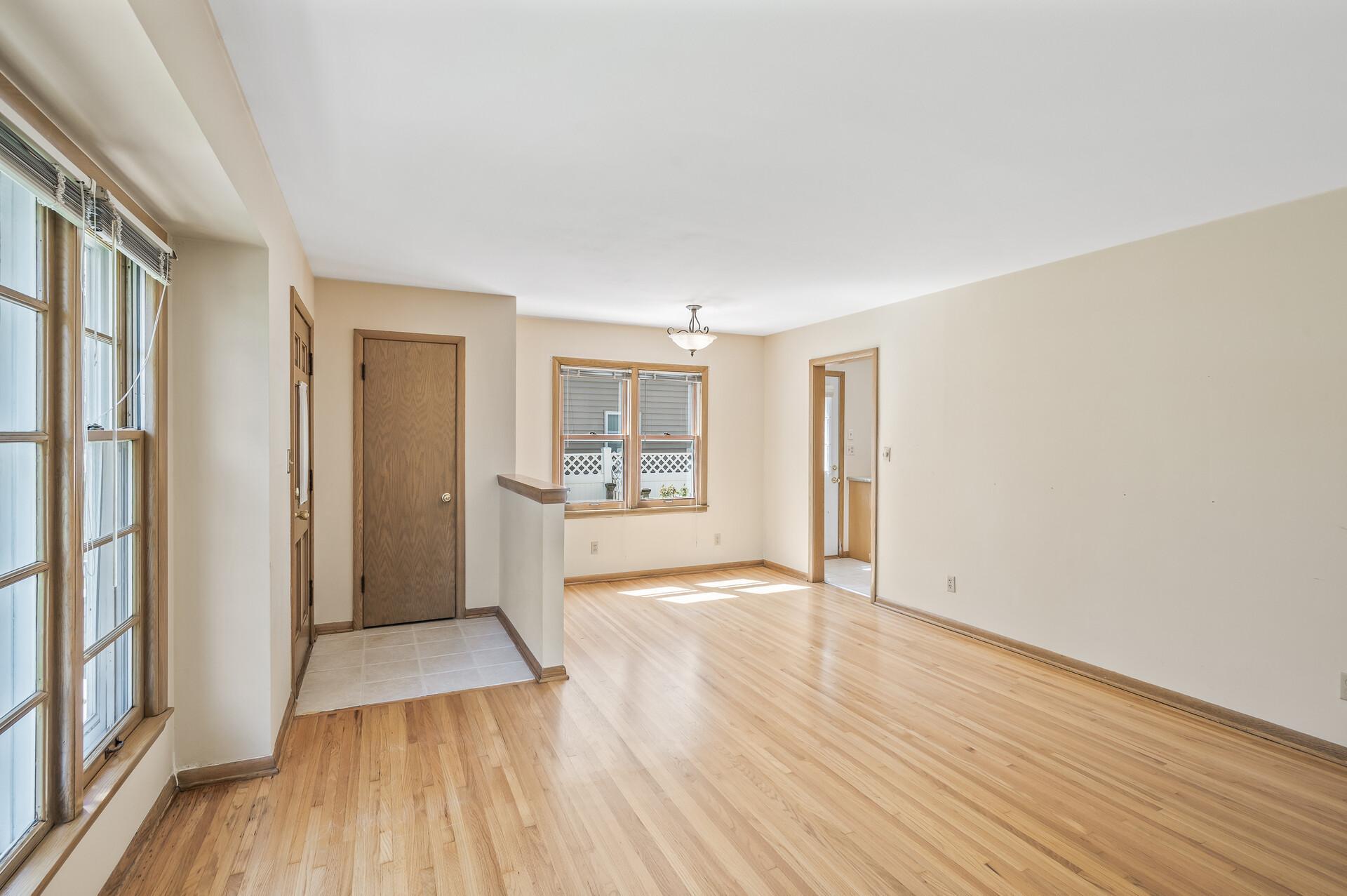 6632 Washburn Avenue S