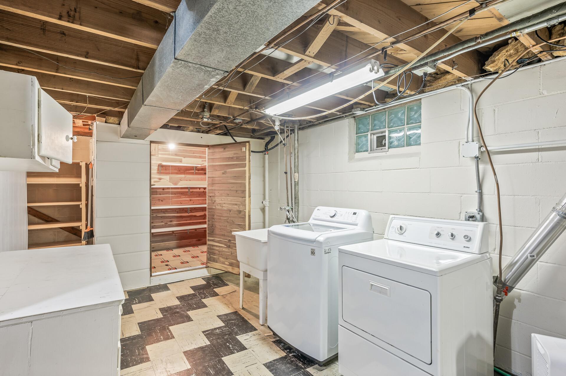 6632 Washburn Avenue S