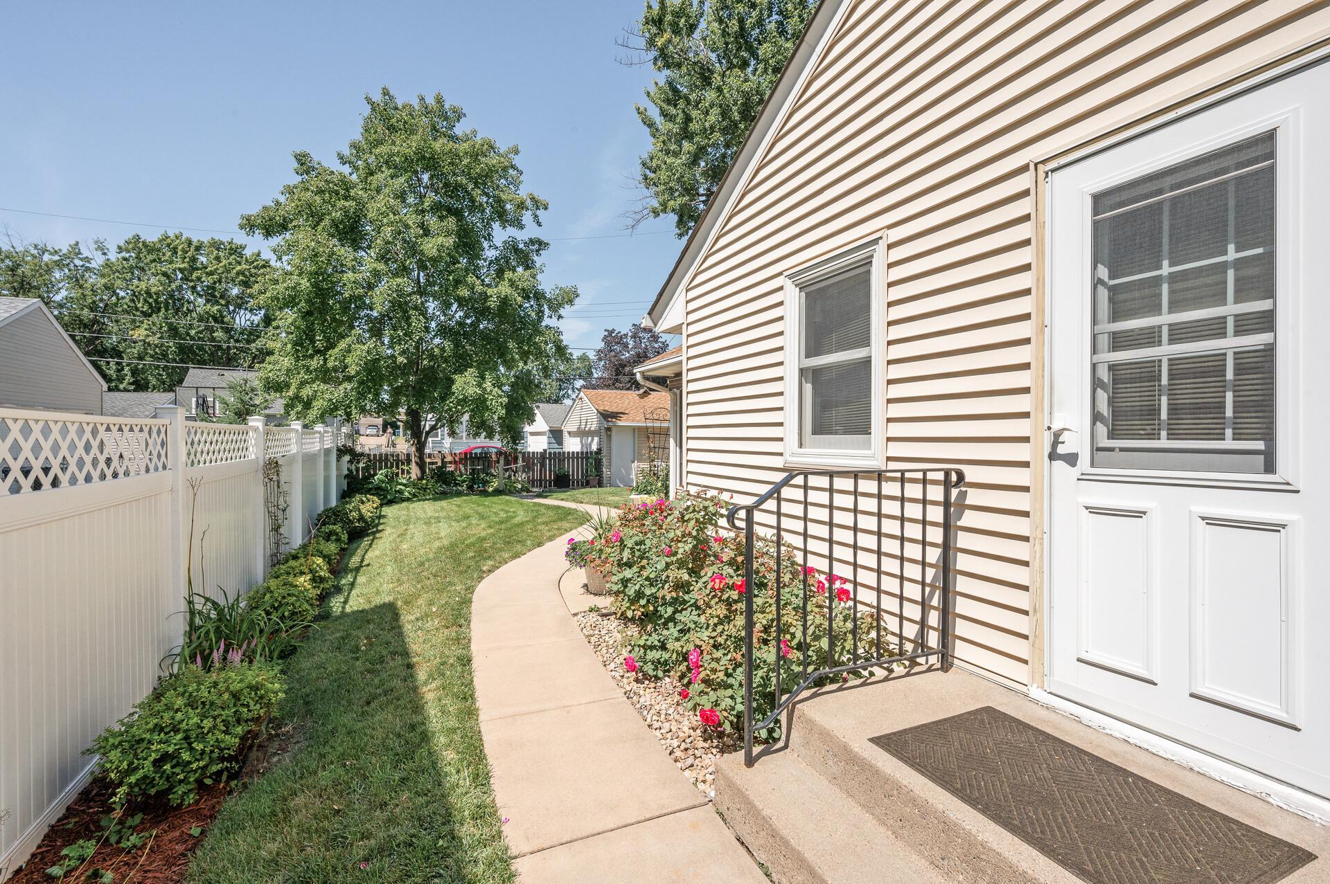 6632 Washburn Avenue S