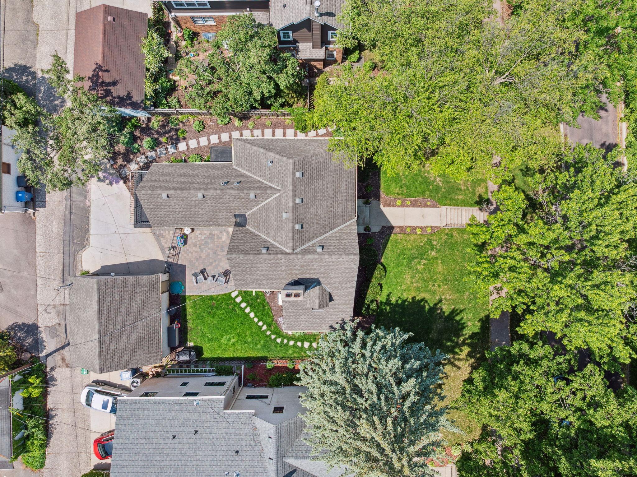 721 W Minnehaha Parkway