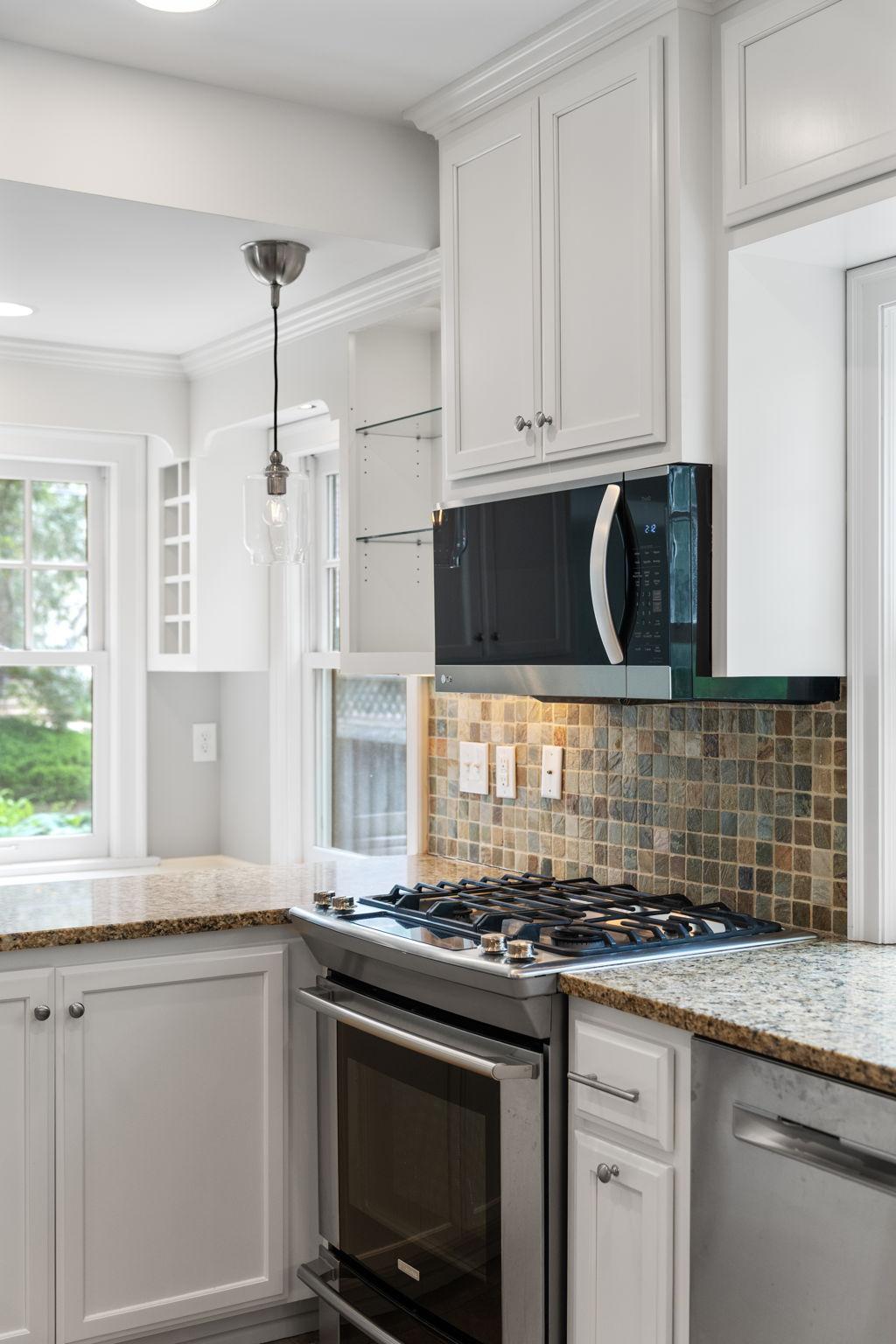 721 W Minnehaha Parkway