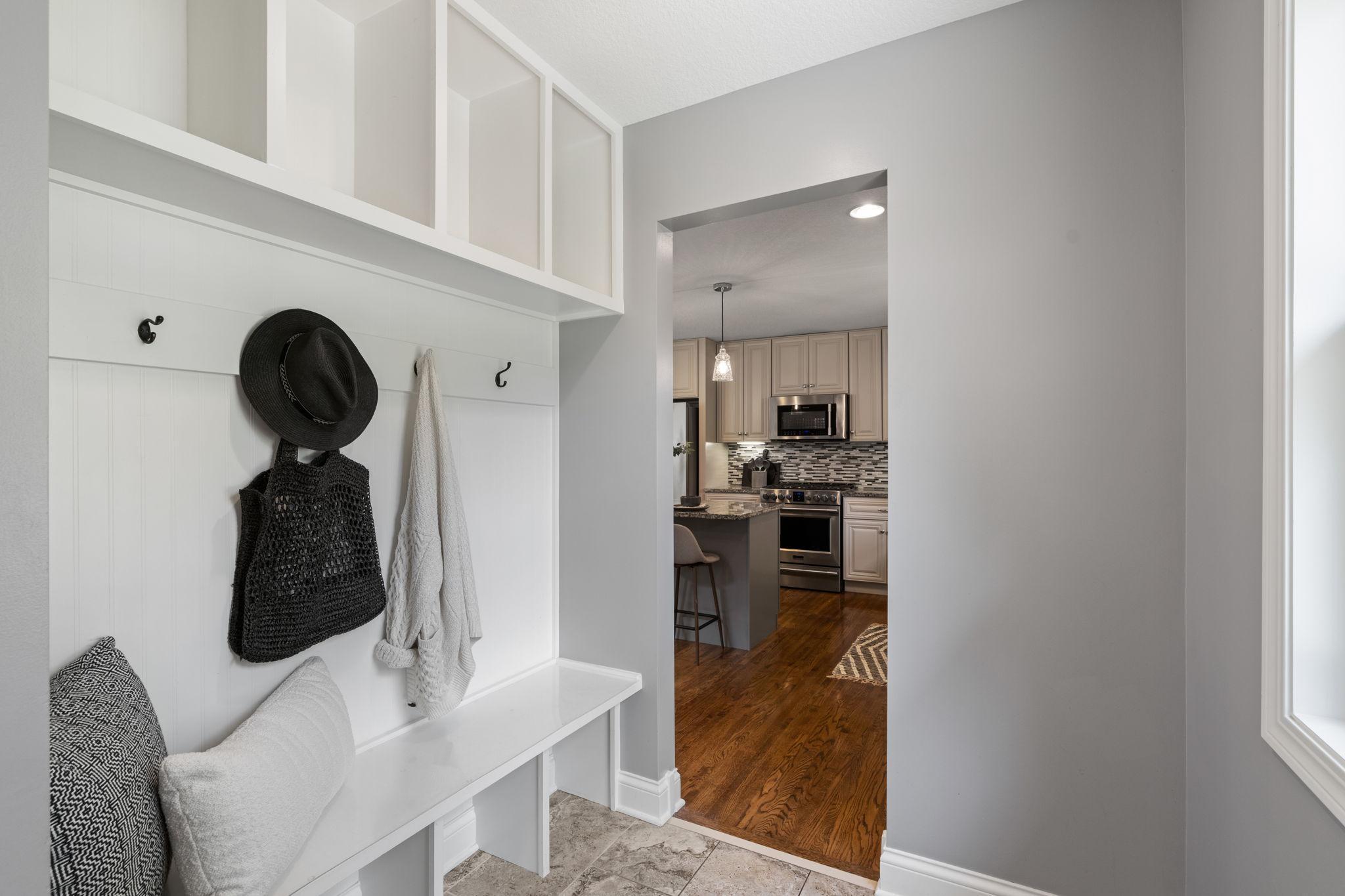 5925 Vincent Avenue S