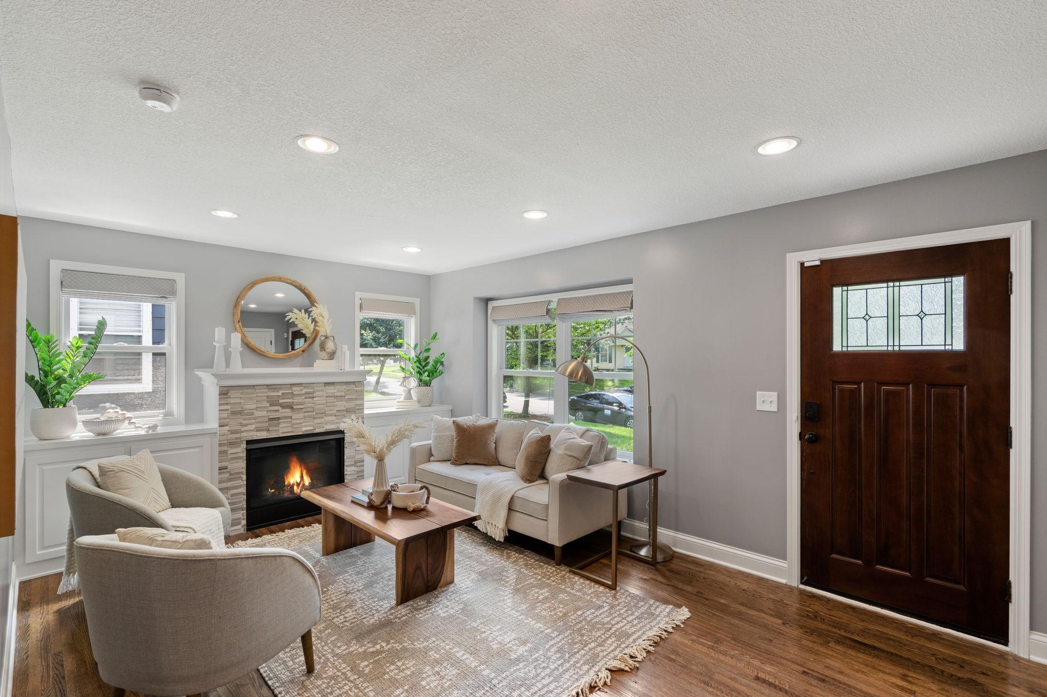 5925 Vincent Avenue S