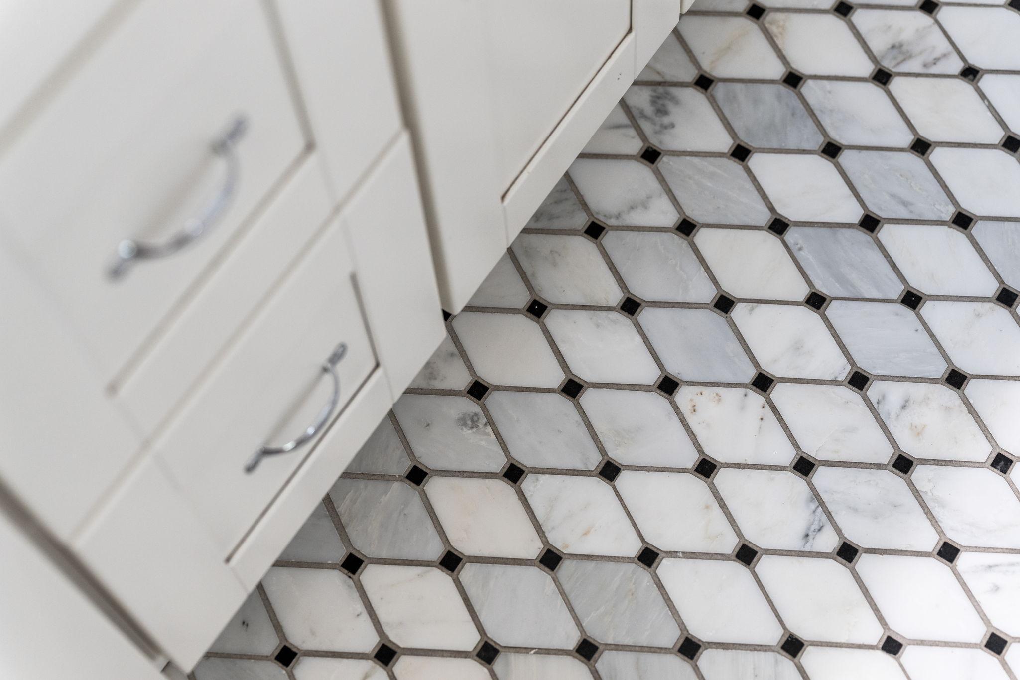 5925 Vincent Avenue S