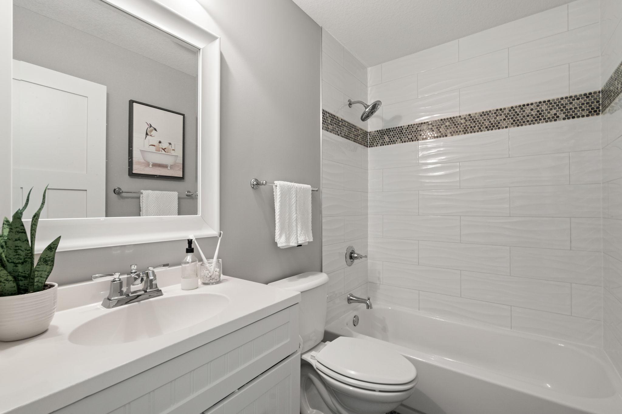 5925 Vincent Avenue S