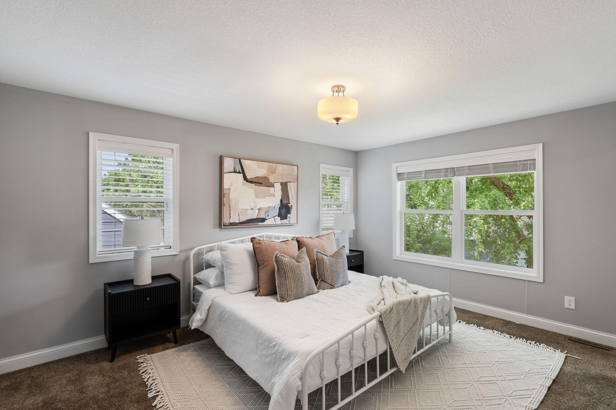 5925 Vincent Avenue S