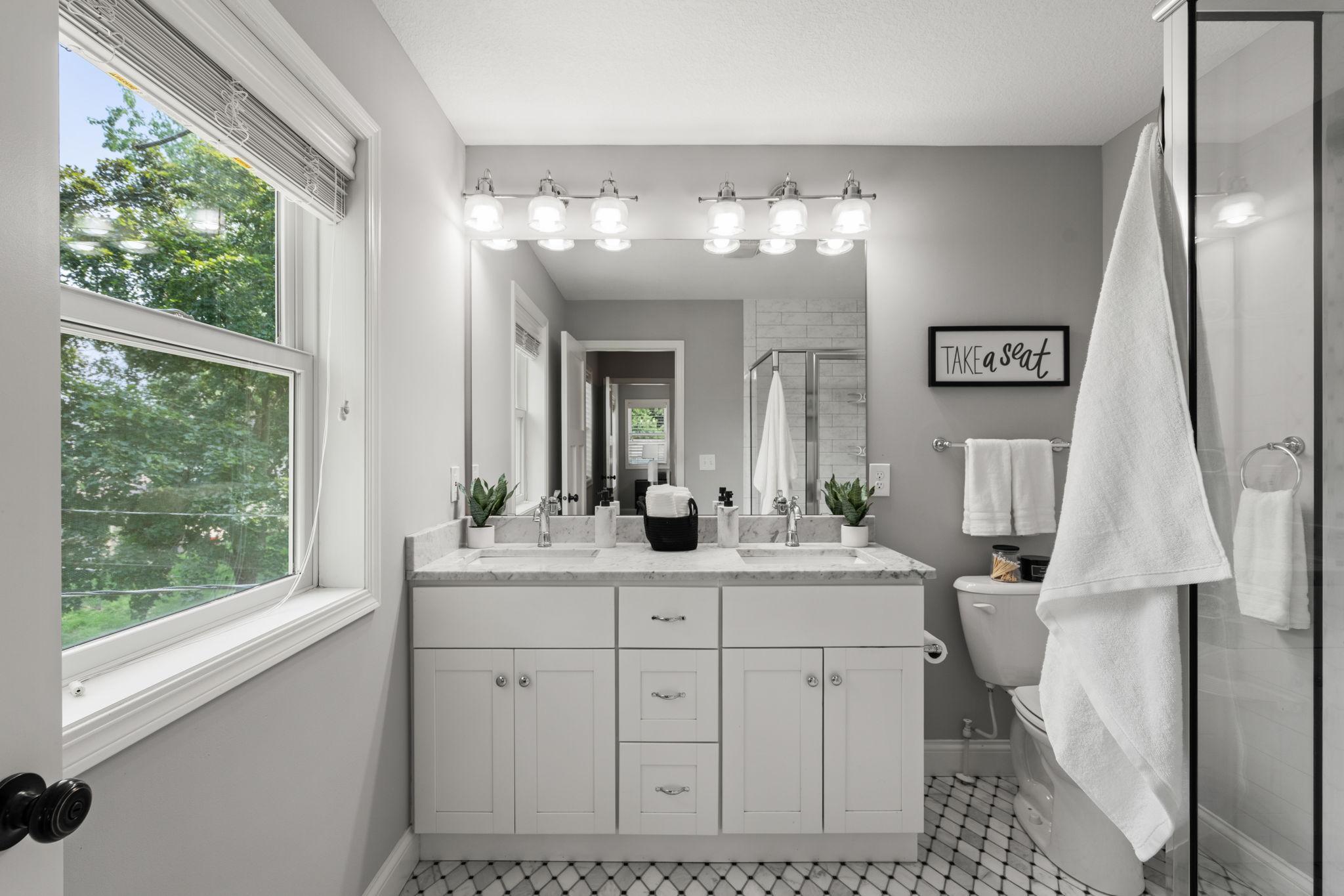 5925 Vincent Avenue S